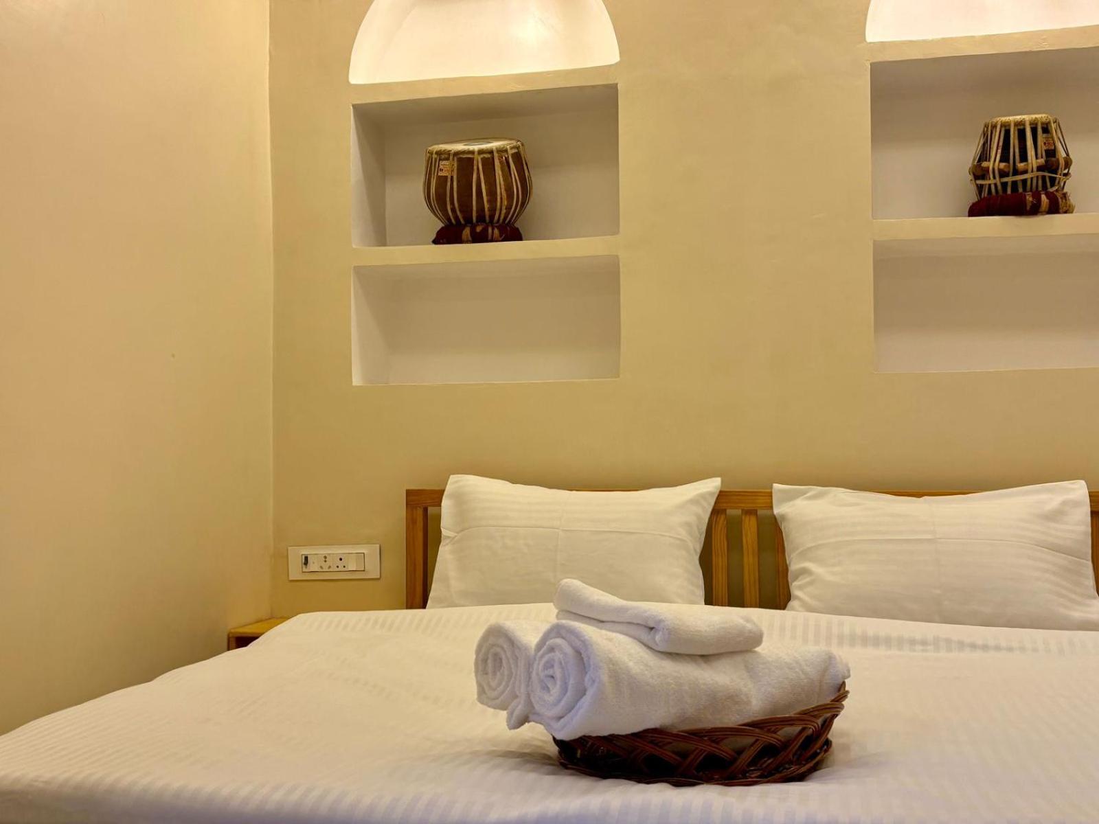 Vintage River Homestay Varanasi Eksteriør billede