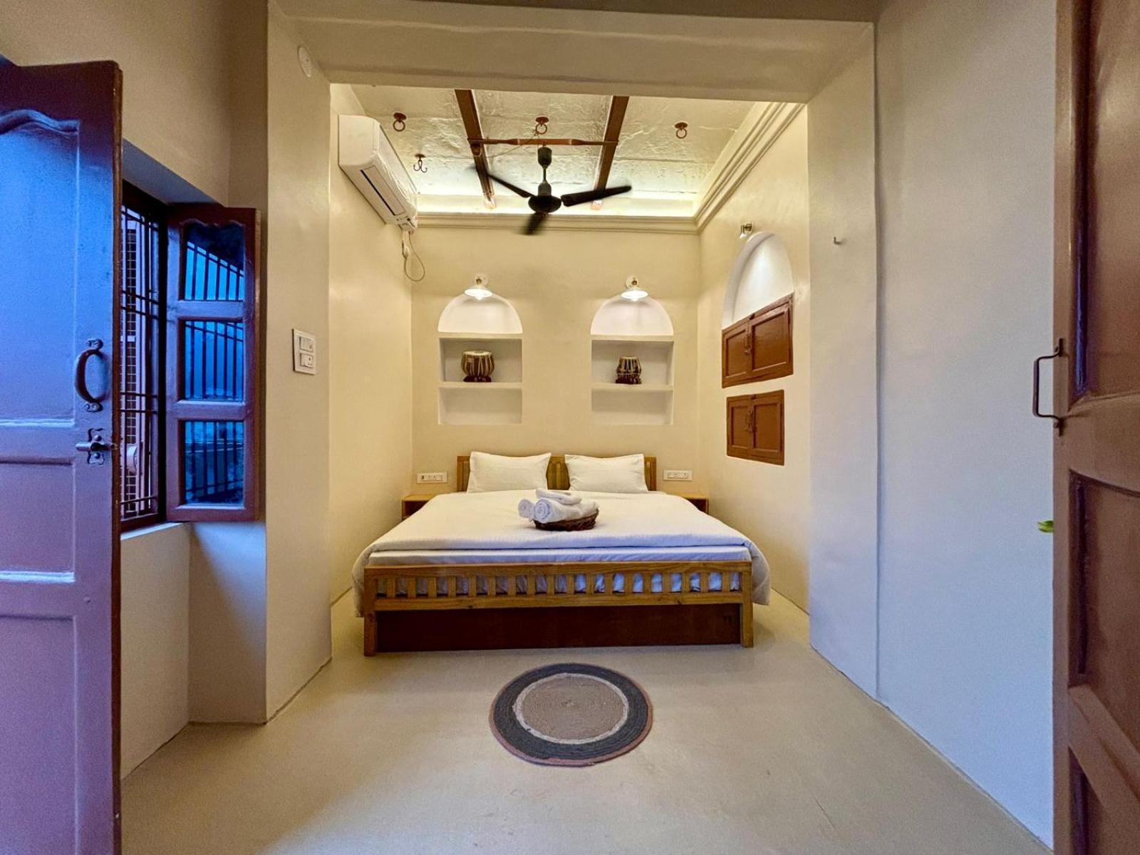 Vintage River Homestay Varanasi Eksteriør billede