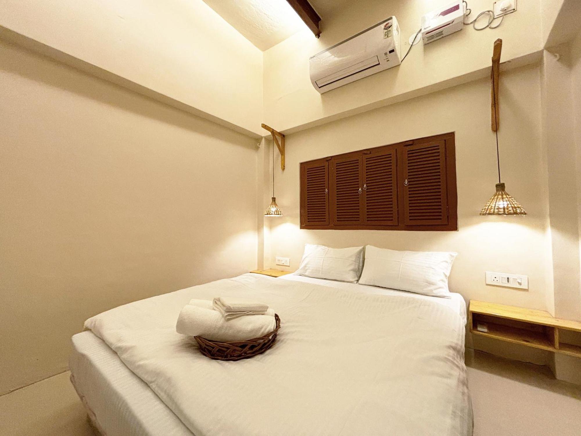 Vintage River Homestay Varanasi Eksteriør billede