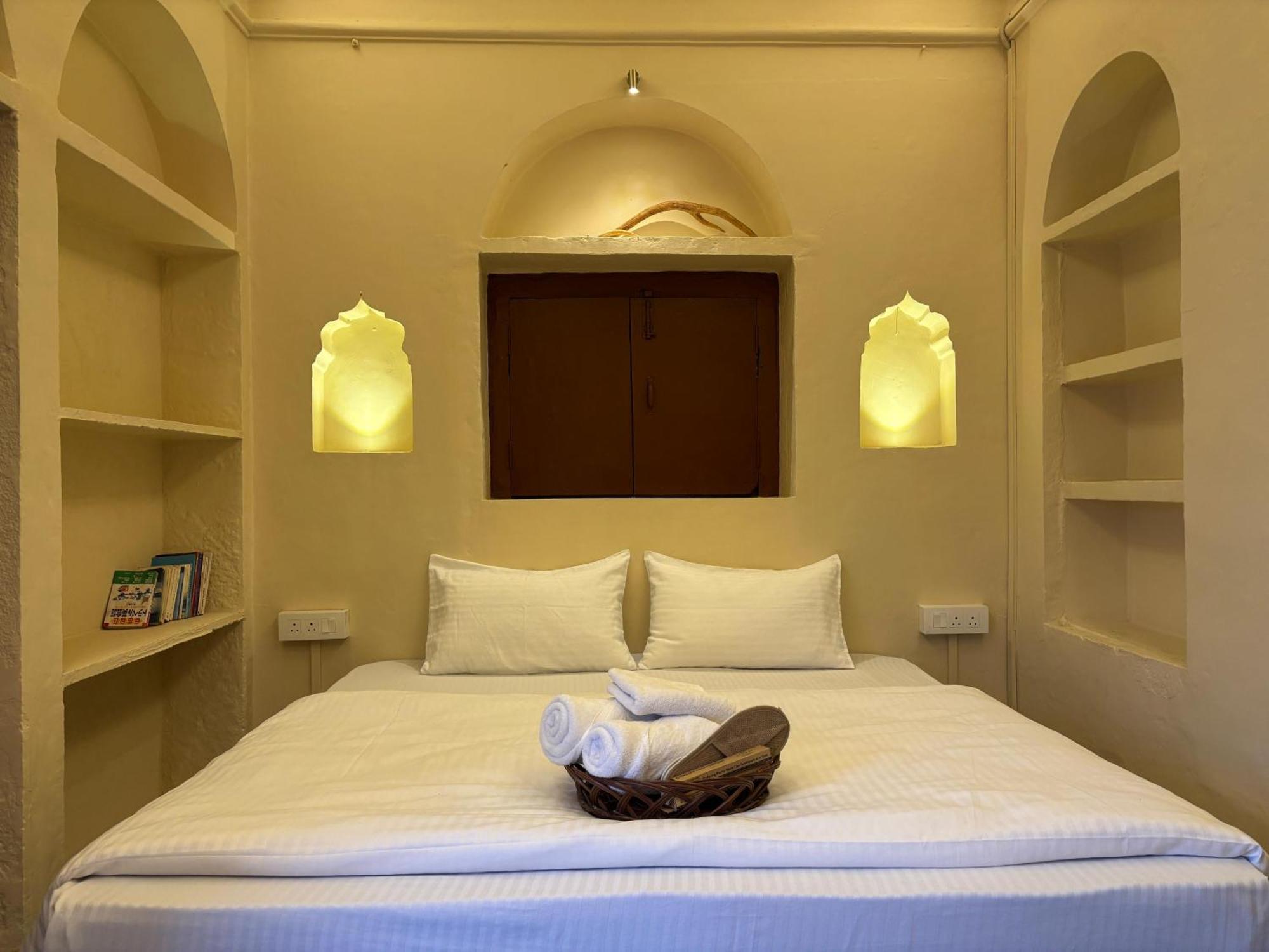 Vintage River Homestay Varanasi Eksteriør billede